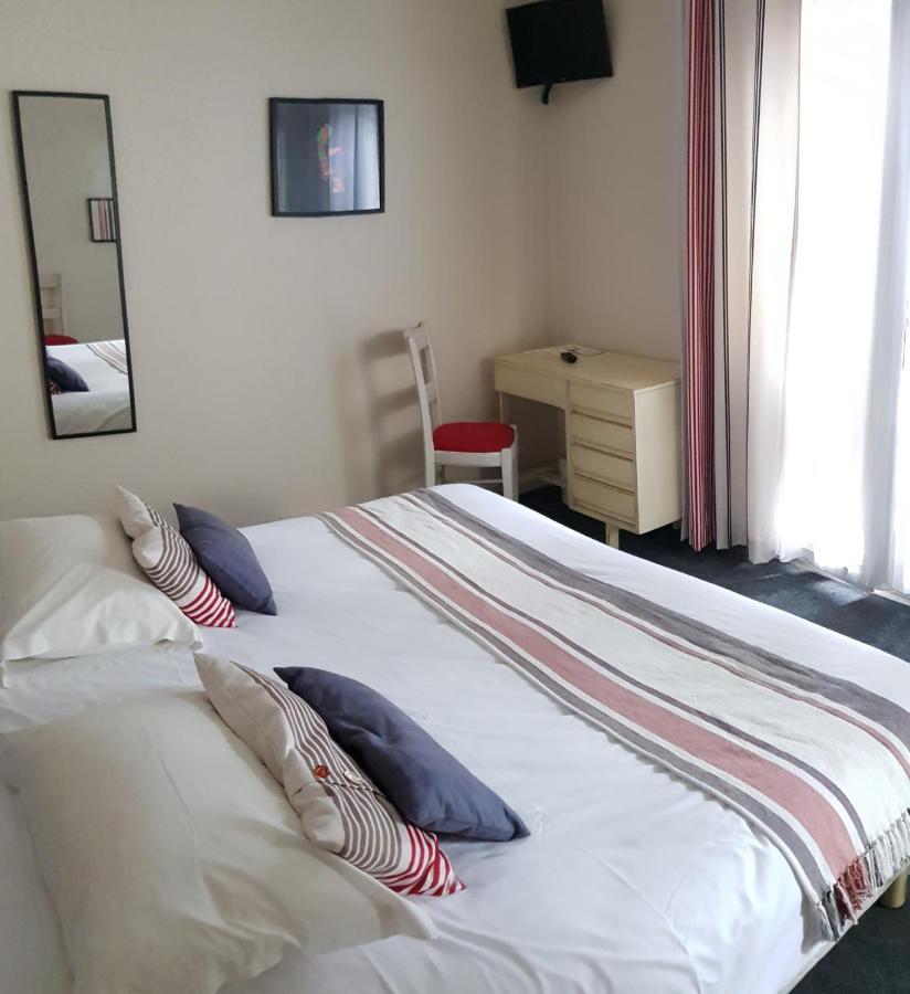 Hotel Pyrenees Atlantique Saint-Pée-sur-Nivelle Exteriör bild
